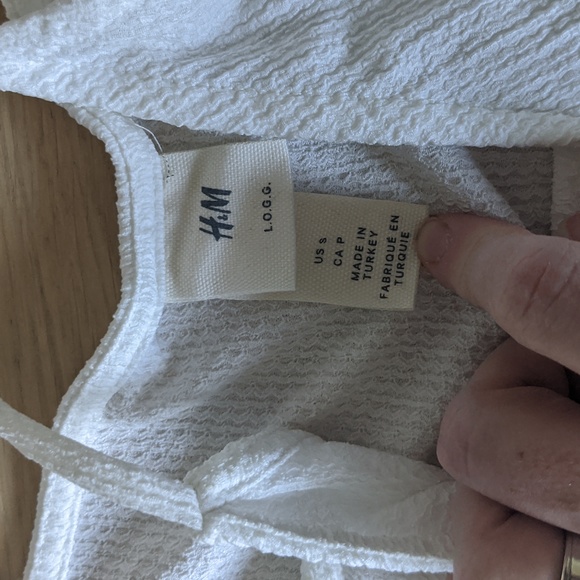 H&M white summer dress. Size small. - Picture 2 of 9